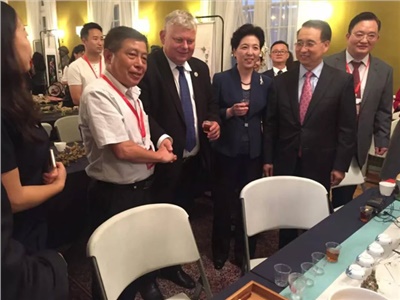 向世界展示中國非遺文化，湘益茯茶亮相湖南波蘭、捷克非遺交流周